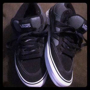 Never Worn! 7.5 Men Vans Vulcanized